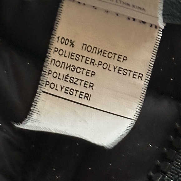 Sisley Black Quilted Outerwear - Picture 8 of 14